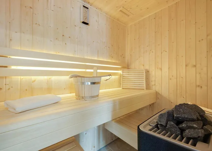 Semesterbostad Lena *