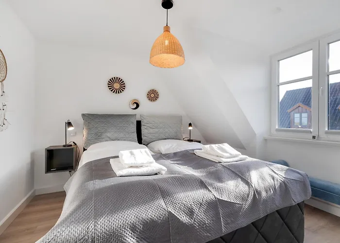 Semesterbostad Lena *